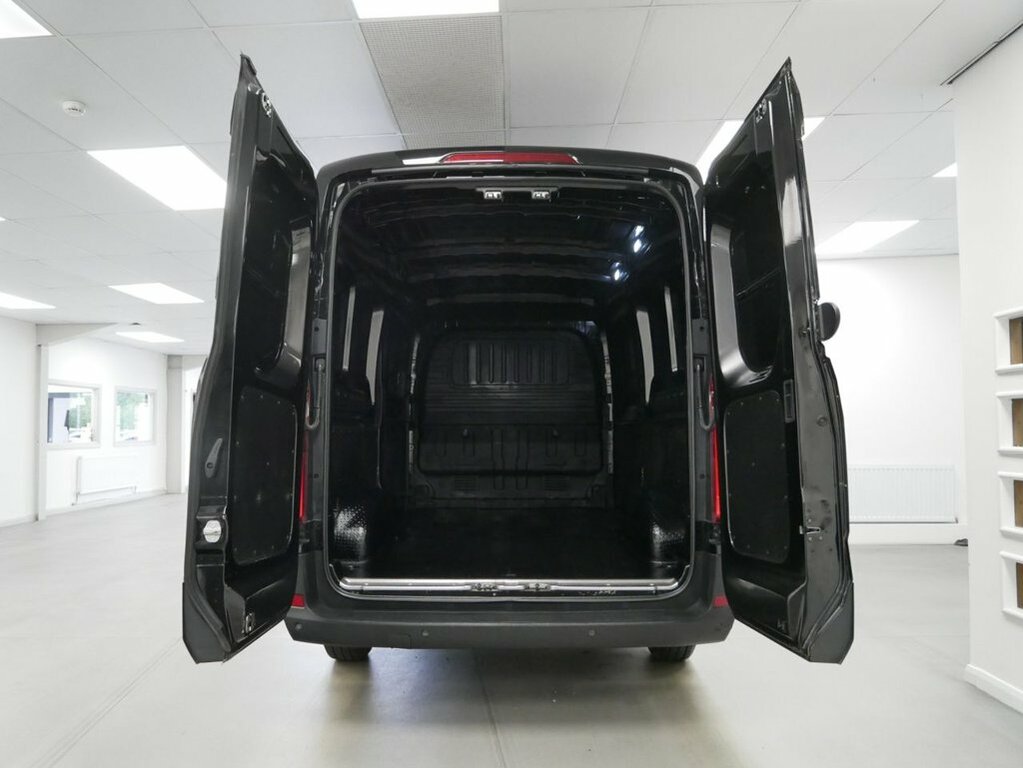 Maxus Deliver 9 2L 2.0 D20 Panel Van Fwd L3 Heur Black #2