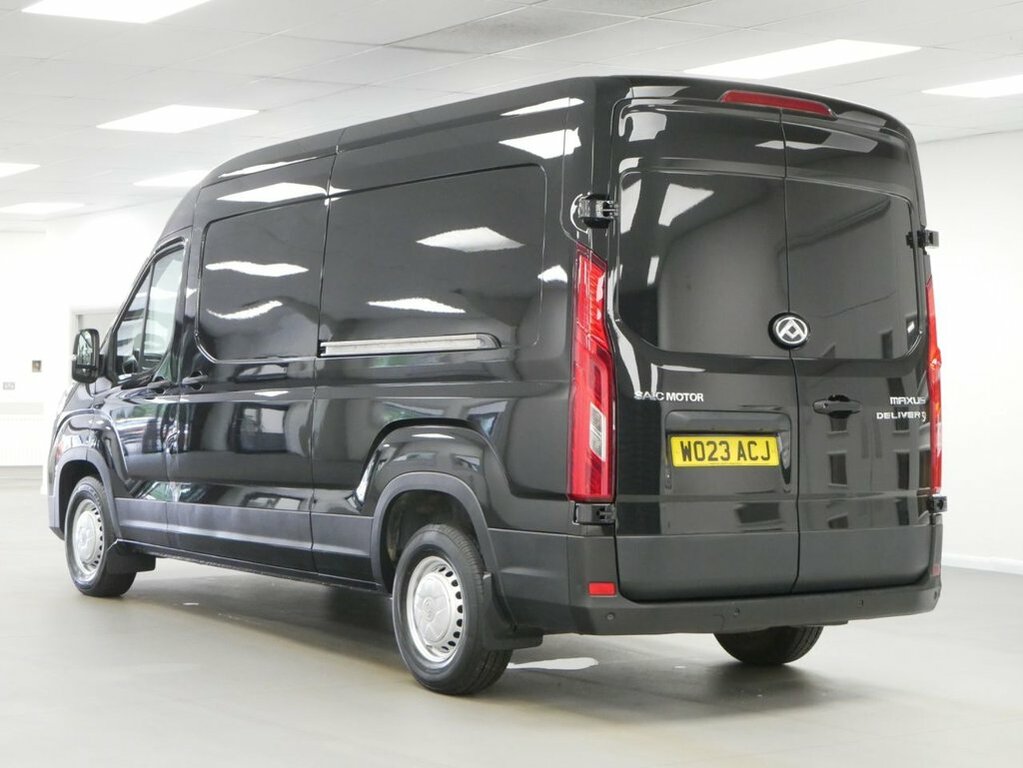 Maxus Deliver 9 2.0 D20 150Dropside White #9