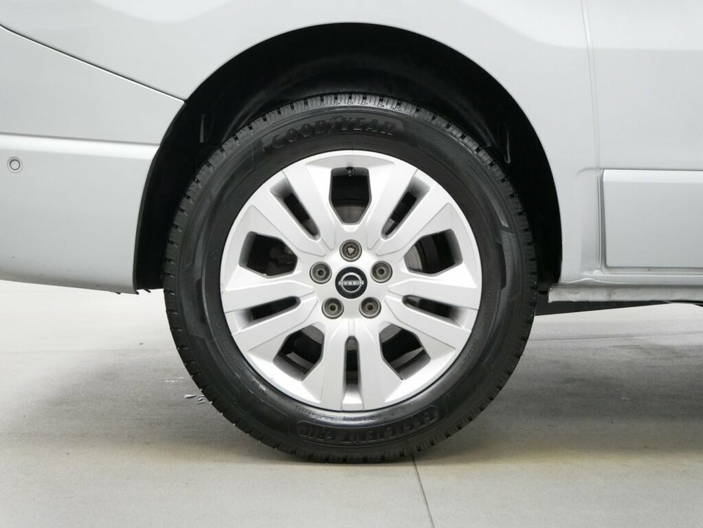 Nissan Primastar Acenta White #24