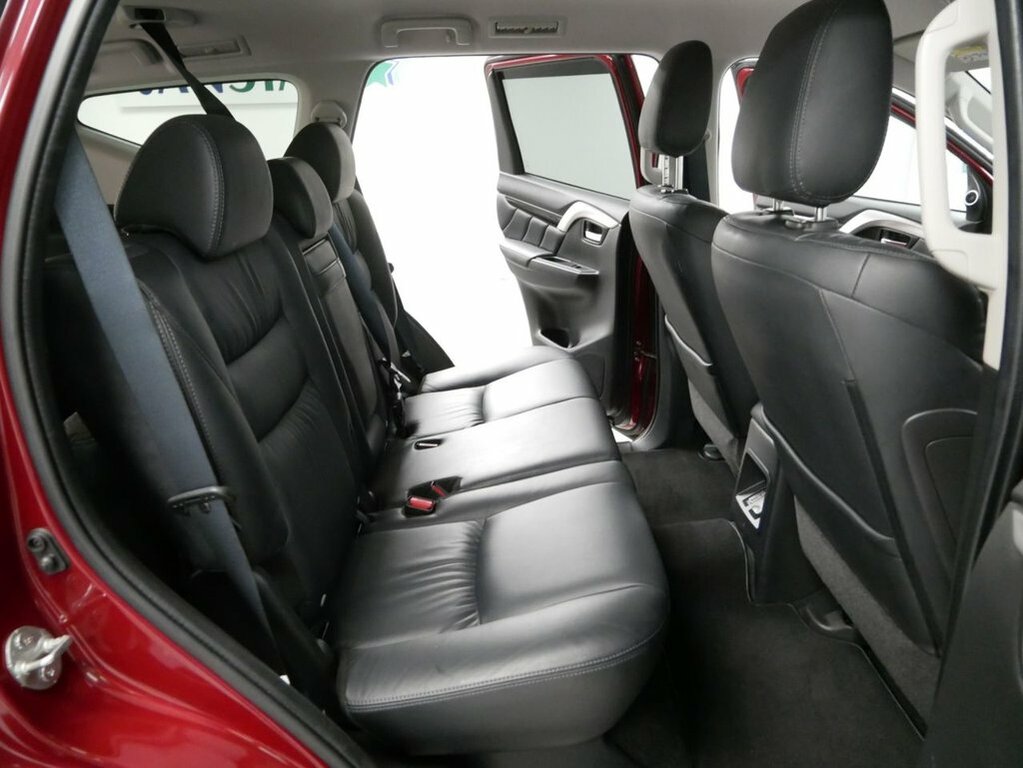Mitsubishi Shogun Sport D 4 Brown #32