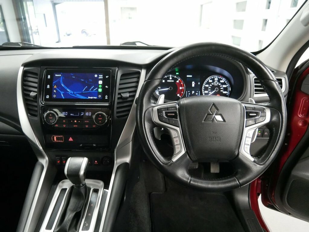 Mitsubishi Shogun Sport D 4 Brown #16