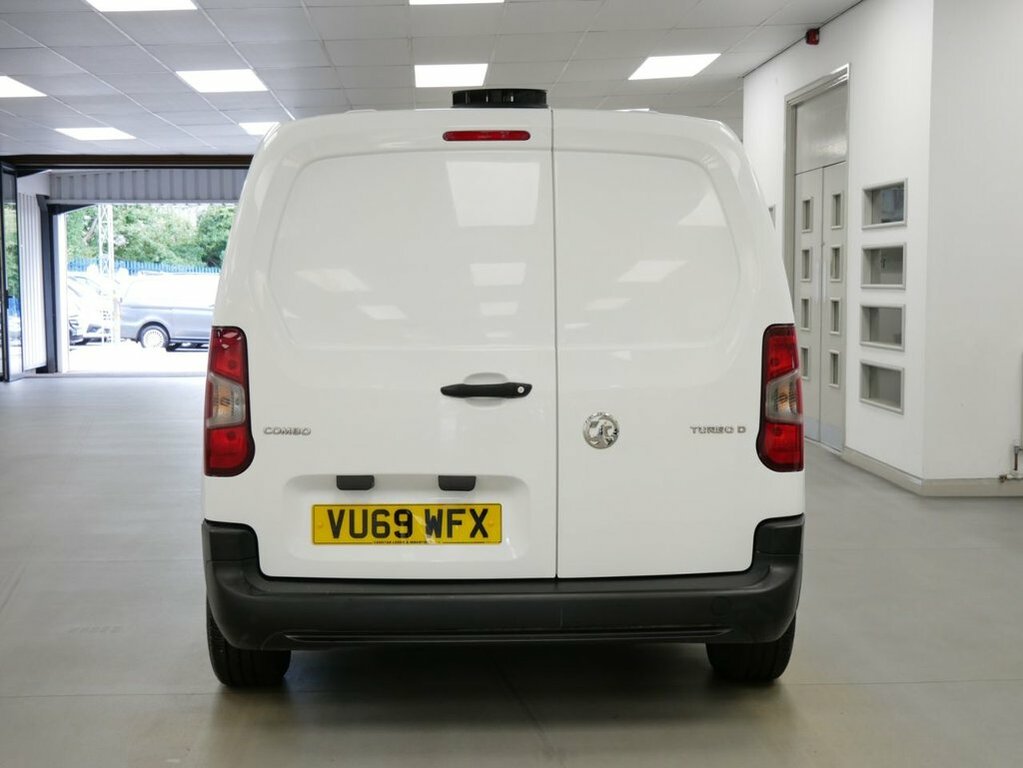 Vauxhall Combo 1.5 Turbo D 130 Energy White #22