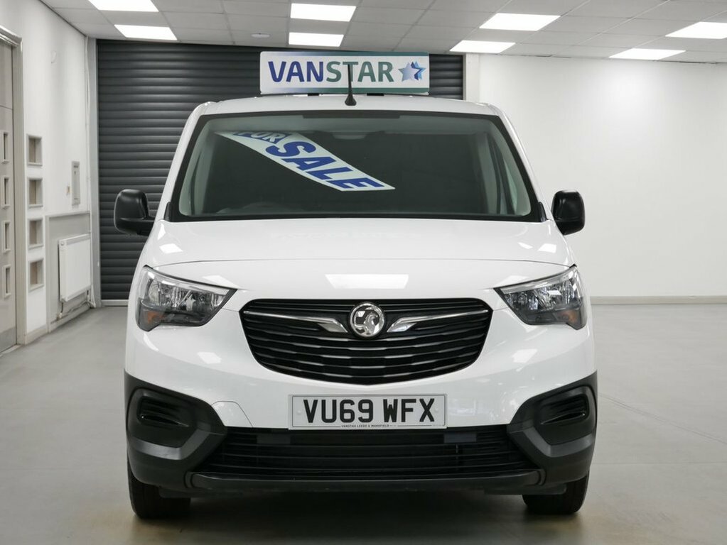 Vauxhall Combo 1.5 Turbo D 130 Energy White #10