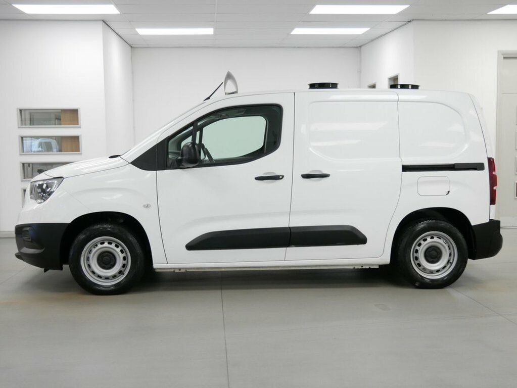 Vauxhall Combo 1.5 Turbo D 130 Energy White #20