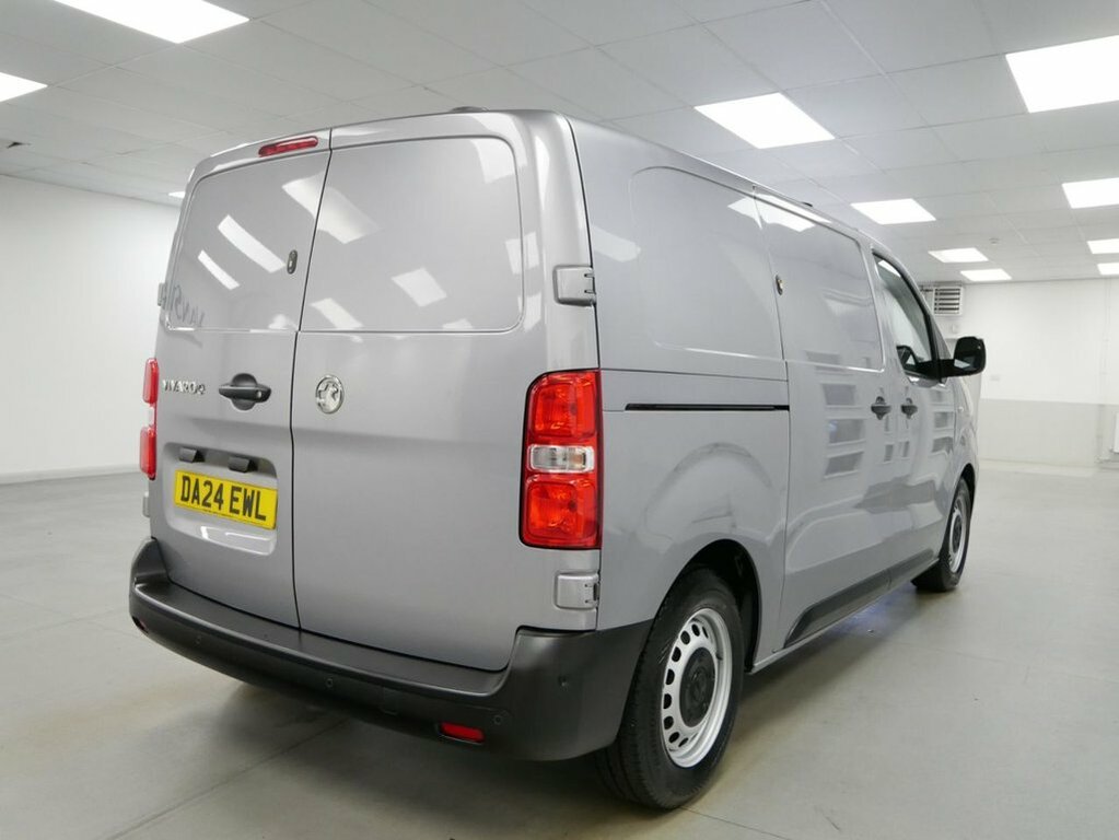 Vauxhall Vivaro Lwb L2h1 Low White #12
