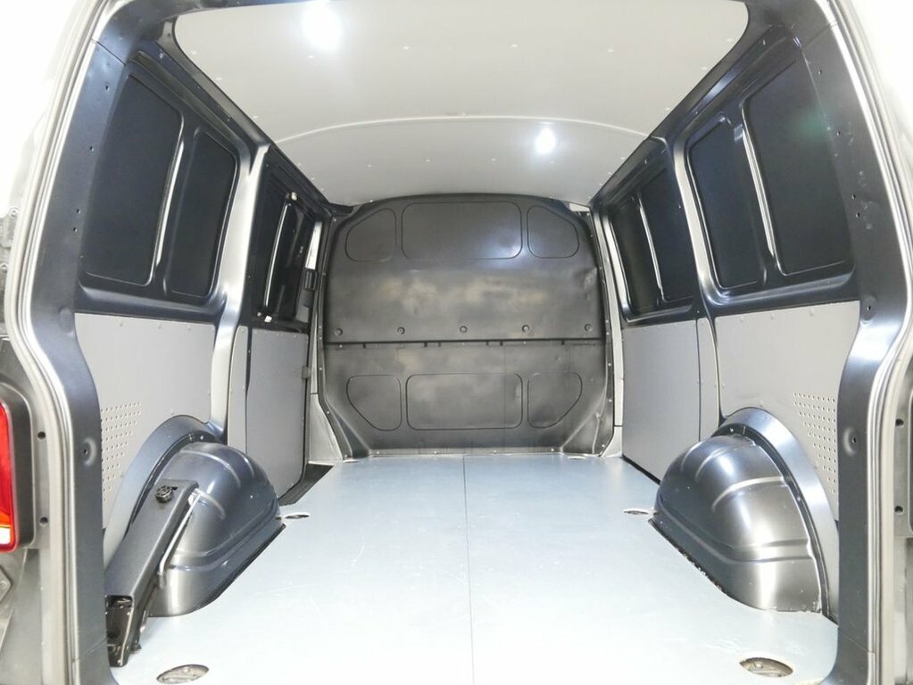 Volkswagen Transporter Mpv Blue #22