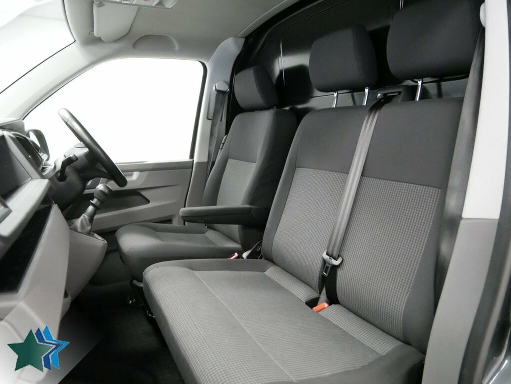 Volkswagen Transporter 2L 2.0 Tdi T28 Startline Panel Van Manu Grey #2