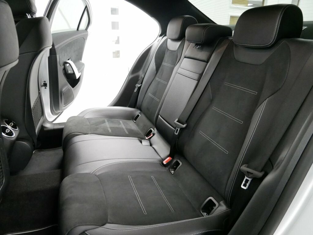 Mercedes-Benz A Class 1.3L A250e 15.6Kwh Amg Line Edition Premium Plus Silver #4