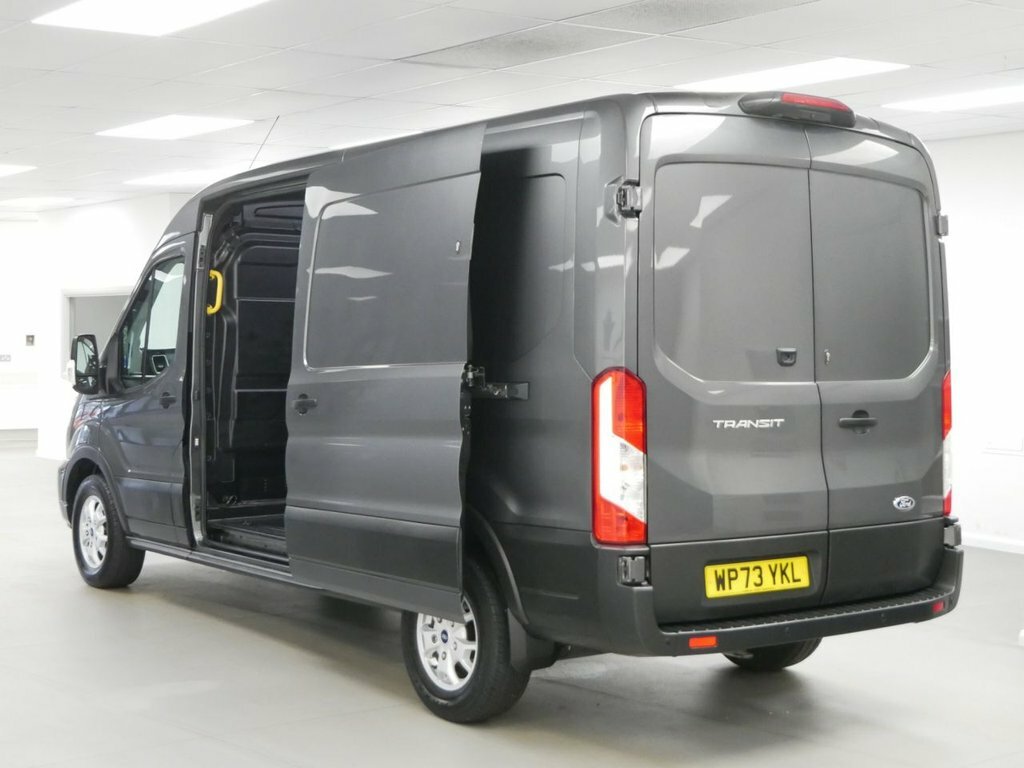 Ford Transit Custom Custom 2.0 Ecoblue 170Ps Low Roof Limited Van Black #28
