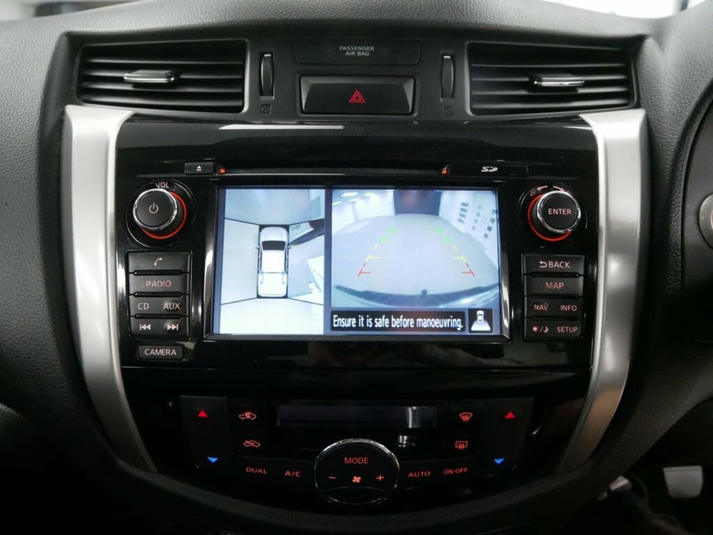Nissan Navara Automatic Grey #19
