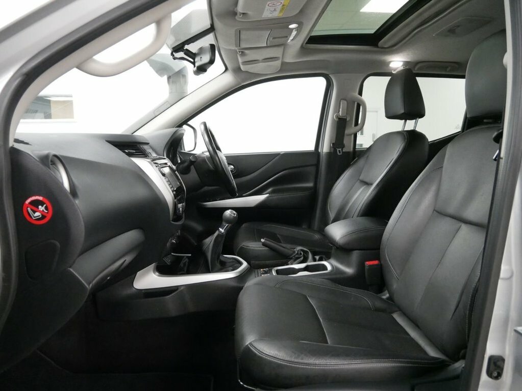 Nissan Navara Automatic Grey #24