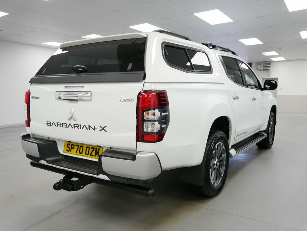 Mitsubishi L200 Doublecab 2.2 Di-d Barbarian X 4Wd Silver #13