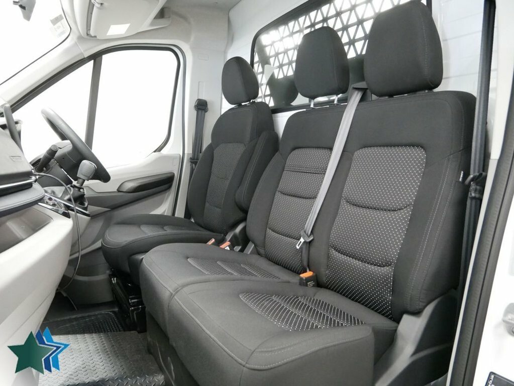 Maxus Deliver 9 Diesel White #3