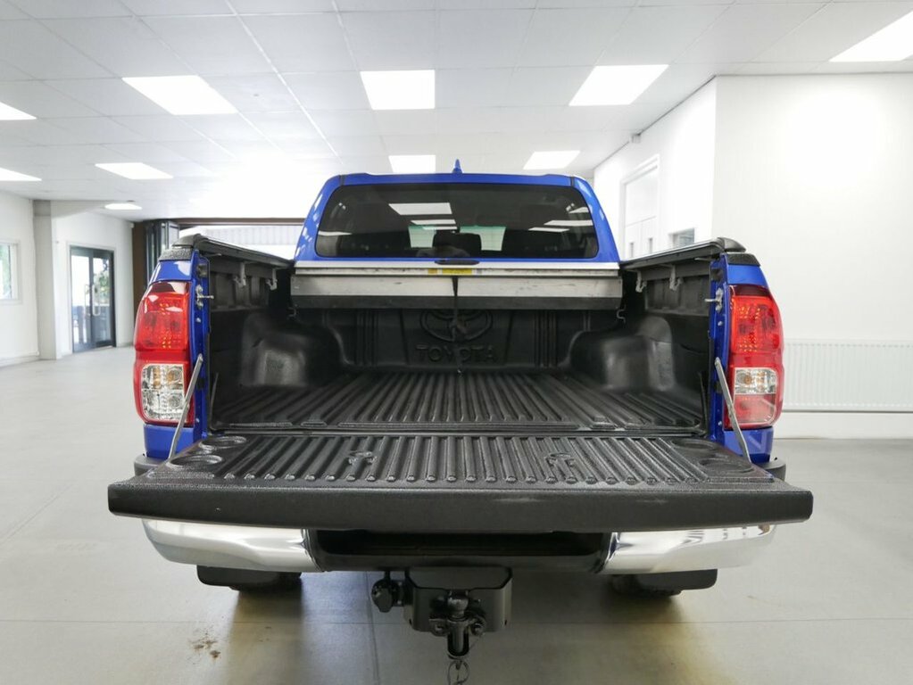 Toyota HILUX 2.4L D-4d Icon Pickup Double Cab Blue #6