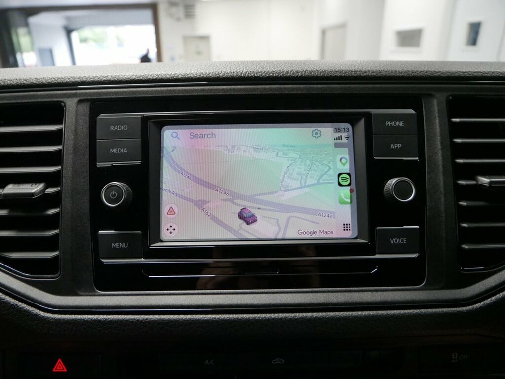 Volkswagen Crafter 2L Trendline White #19
