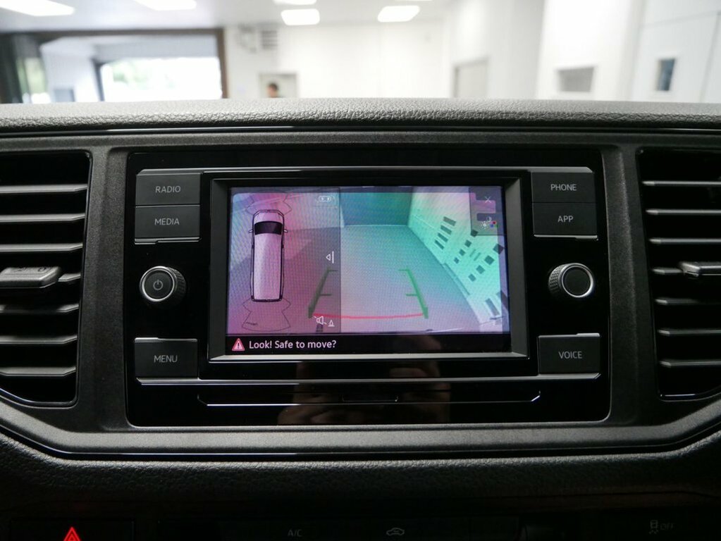 Volkswagen Crafter 2L Trendline White #18
