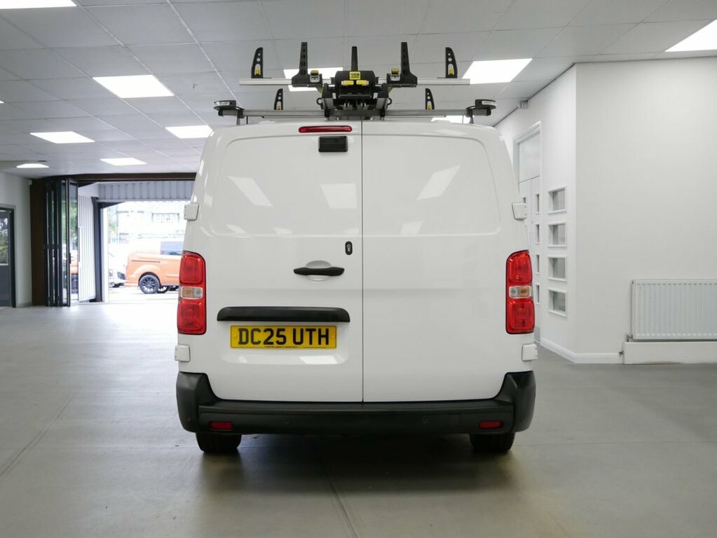 Vauxhall Vivaro 3100 75Kwh Dynamic Panel Van 6Dr L1 Grey #10