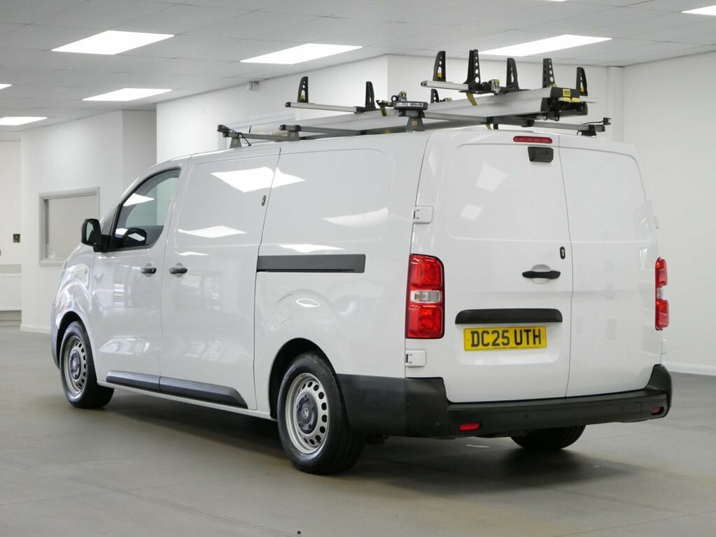 Vauxhall Vivaro 3100 75Kwh Dynamic Panel Van 6Dr L1 Grey #9