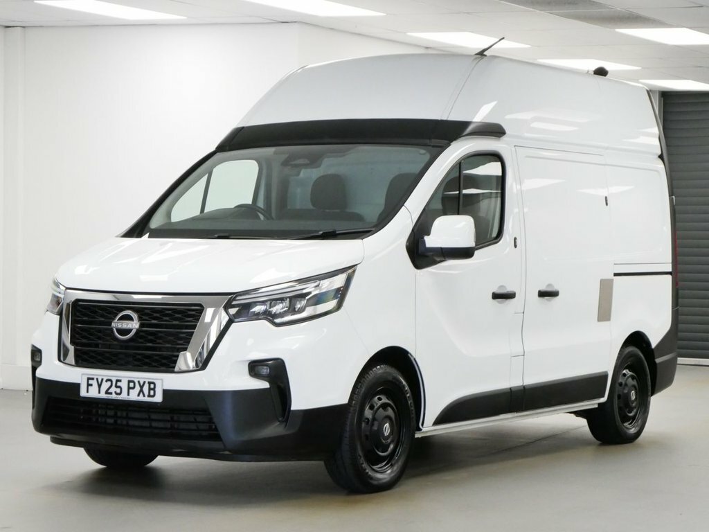 Nissan Primastar 2L 2.0 Dci 30 Tekna Panel Van L1 White