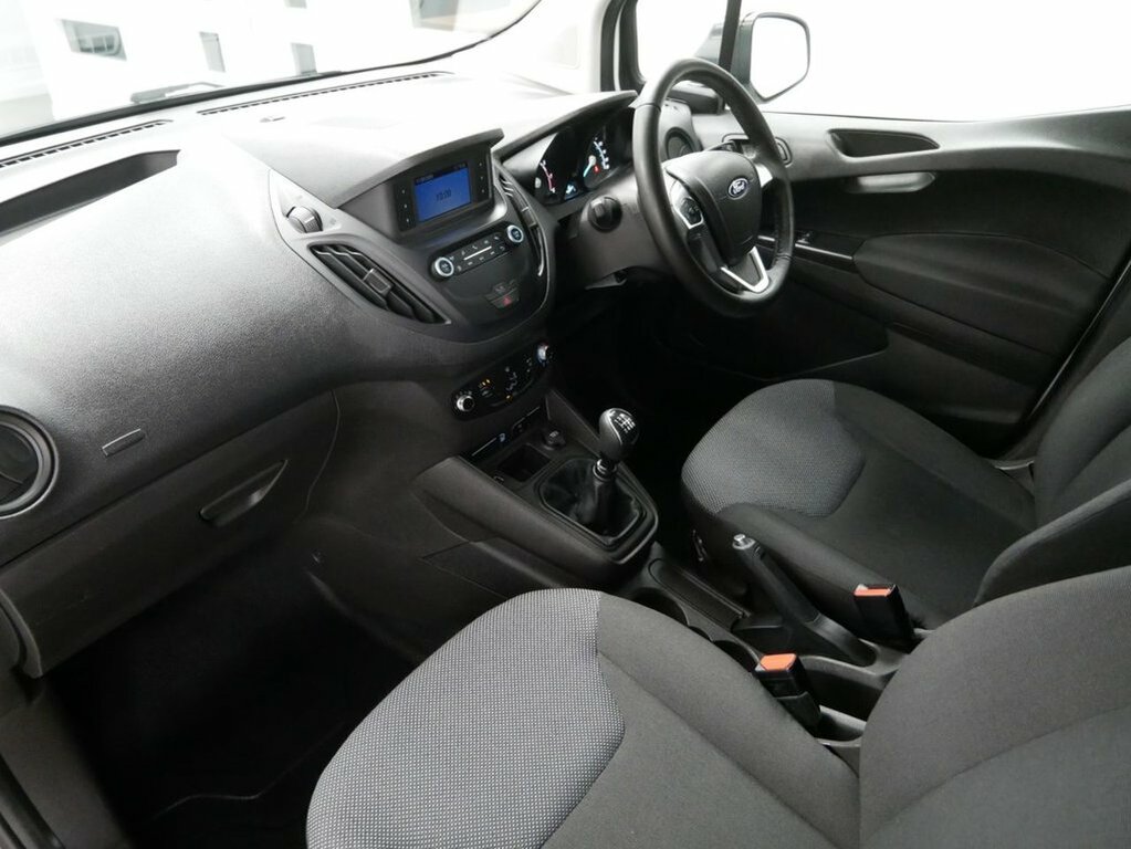 Ford Transit Courier Ford 1.0 Ecoboost Sport Van 6 Speed Grey #16