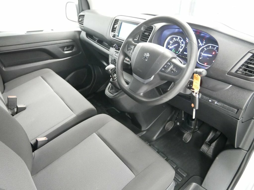 Peugeot Expert Professional White #12