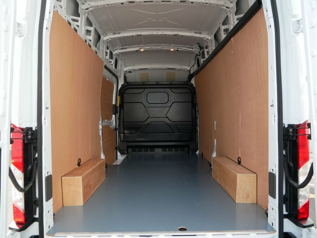 Ford Transit Custom Custom 320 Trend L1 Swb Fwd 2.5 Phev 232Ps Lo Silver #24