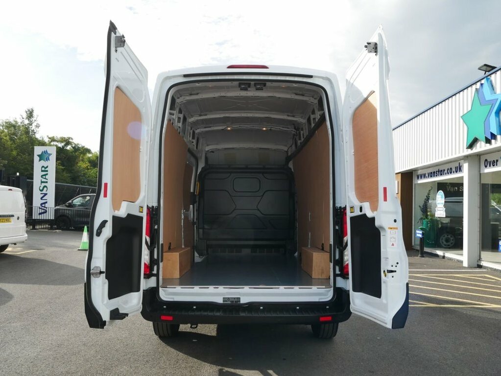 Ford Transit Custom Custom 320 Trend L1 Swb Fwd 2.5 Phev 232Ps Lo Silver #3