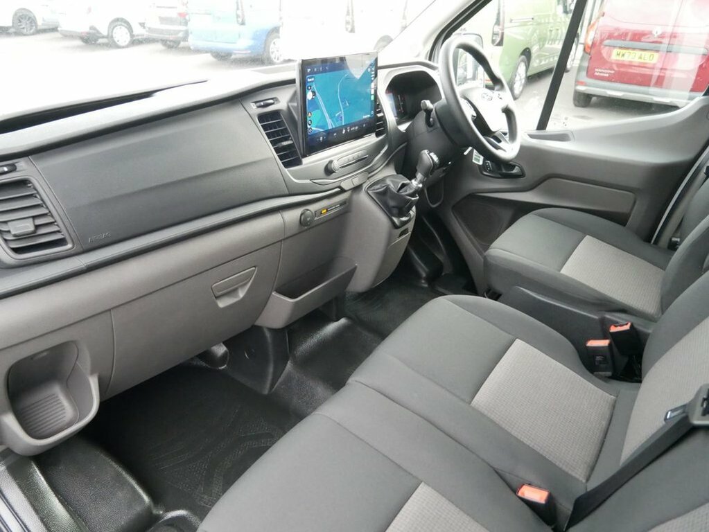 Ford Transit Custom Custom 320 Trend L1 Swb Fwd 2.5 Phev 232Ps Lo Silver #21