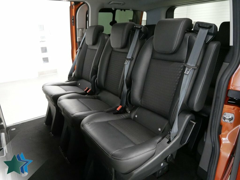 Ford Tourneo Custom 2L 2.0 320 Ecoblue Sport Minibus Double Cab Di Orange #4