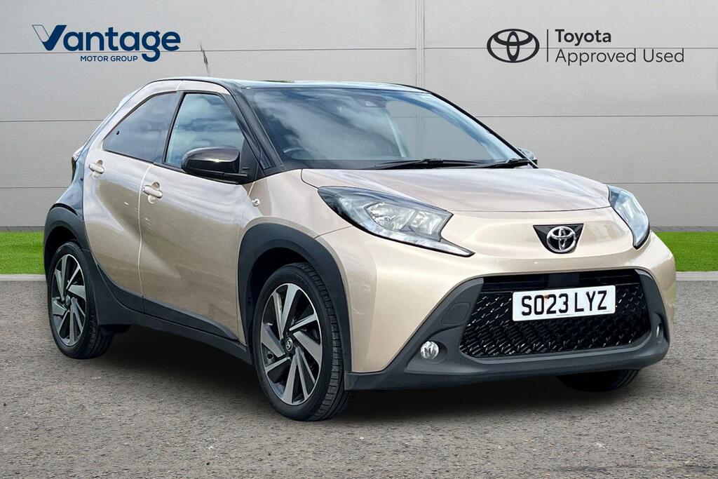 Toyota Aygo X 1.0 Vvt-i Edge Hatchback Euro 6 Beige