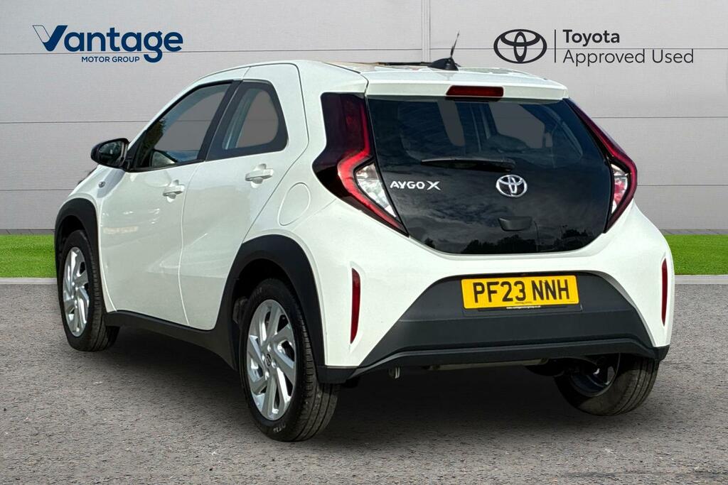 Toyota Aygo X 1.0 Vvt-i Pure Euro 6 Ss White