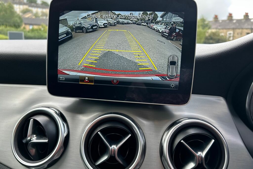 Mercedes-Benz GLA Class Hatchback Red #19
