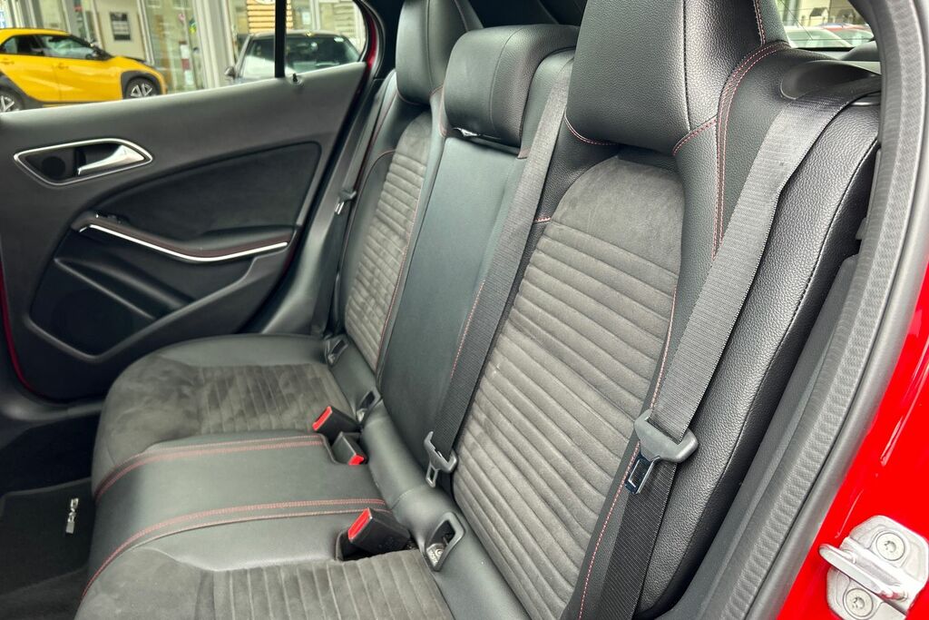 Mercedes-Benz GLA Class Hatchback Red #23