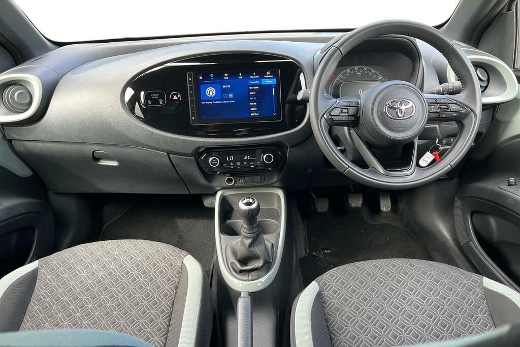 Toyota Aygo X 1.0 Vvt-i Edge Hatchback Euro 6 Green #6