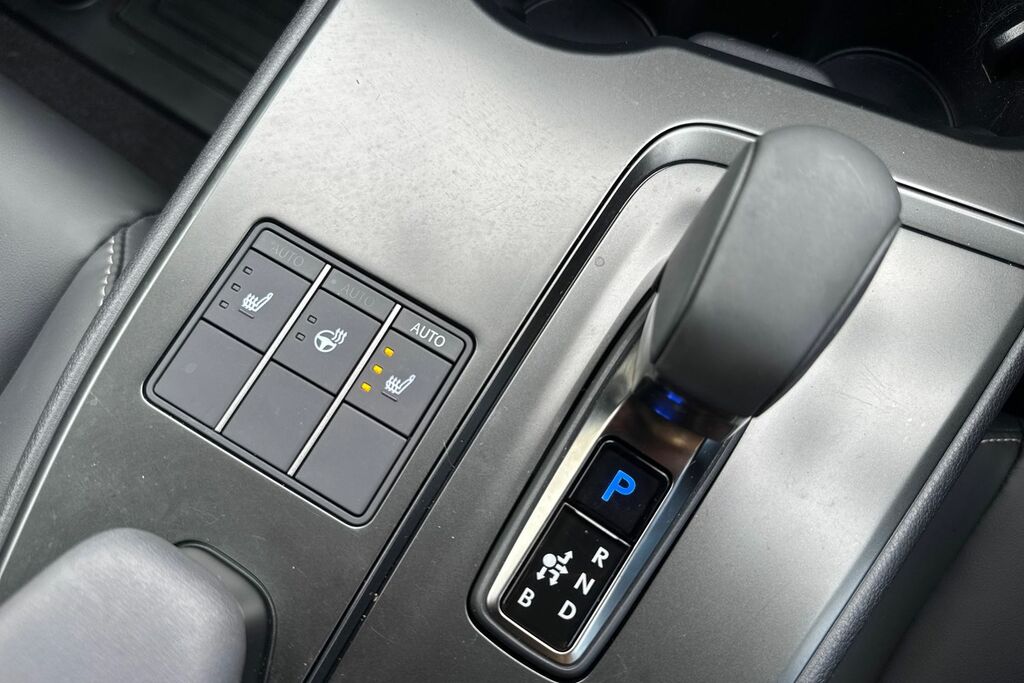 Lexus UX 300E 72.8Kwh Premium Plus Black #30