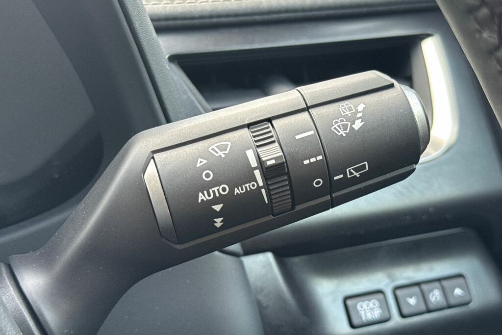 Lexus UX 300E 72.8Kwh Premium Plus Black #38