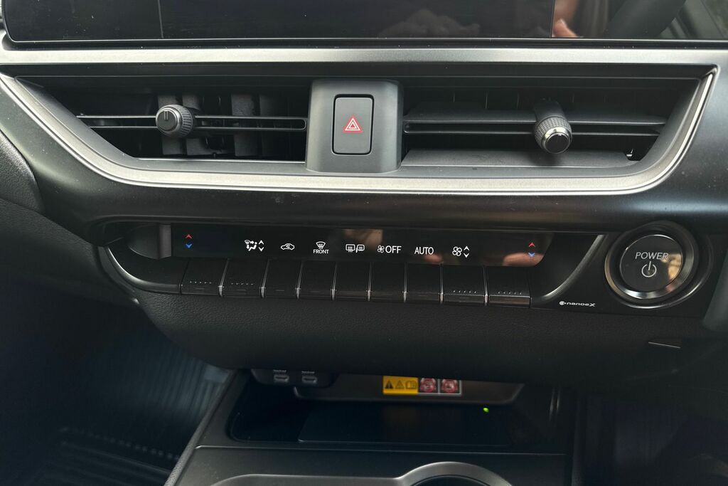 Lexus UX 300E 72.8Kwh Premium Plus Black #29