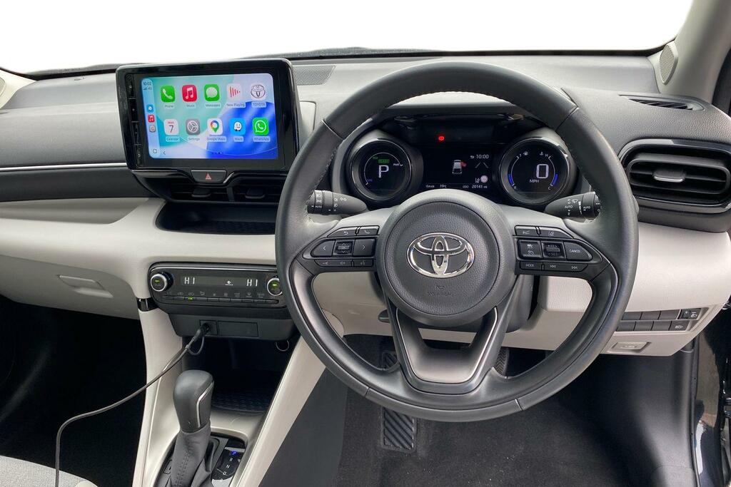 Toyota Yaris 1.5 Vvt-h Excel E-cvt Euro 6 Ss Black #6