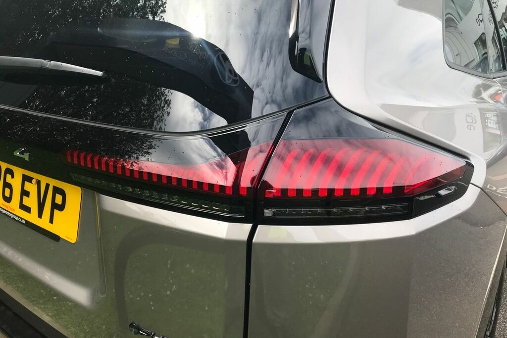 Toyota Rav 4 2.5 Phev Design #21