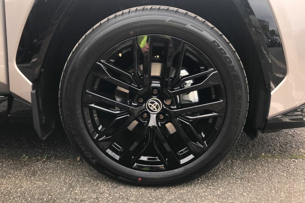 Toyota Rav 4 2.5 Phev Design #25