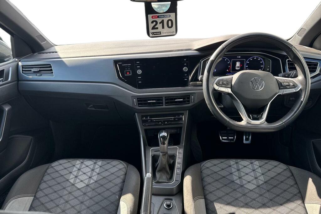 Volkswagen Taigo Suv White #12