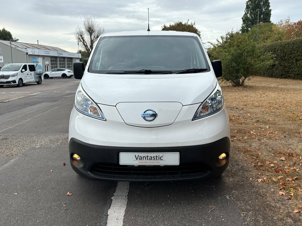 Nissan e-NV200 40Kwh Visia Panel Van Swb 109 P White #2