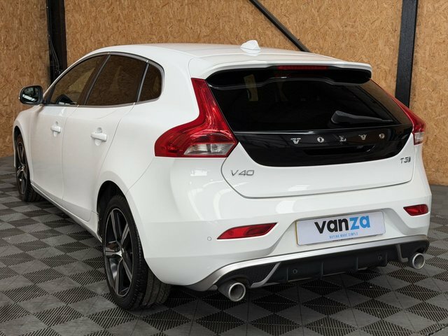 Volvo V40 R-design Nav Plus White #8