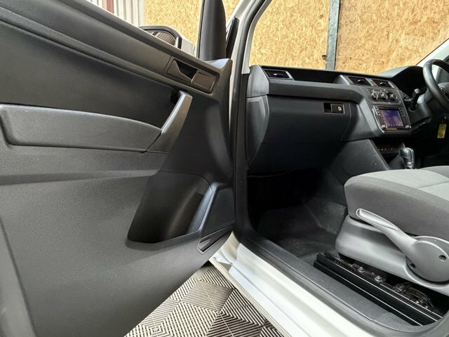 Volkswagen Caddy Panel Van 2.0 Tdi C20 Bluemotion Tech Trendline Sw White #21