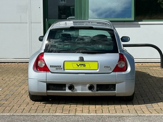 Renault Clio Hatchback 1.4 16V Etoile 2001Y #7