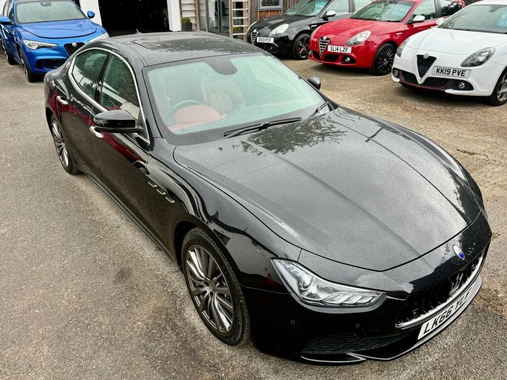 Maserati Ghibli Saloon Black #5