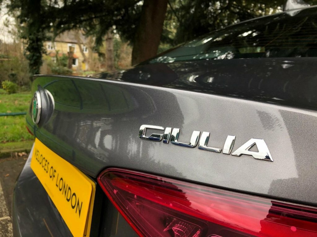 Alfa Romeo Giulia  Black #28