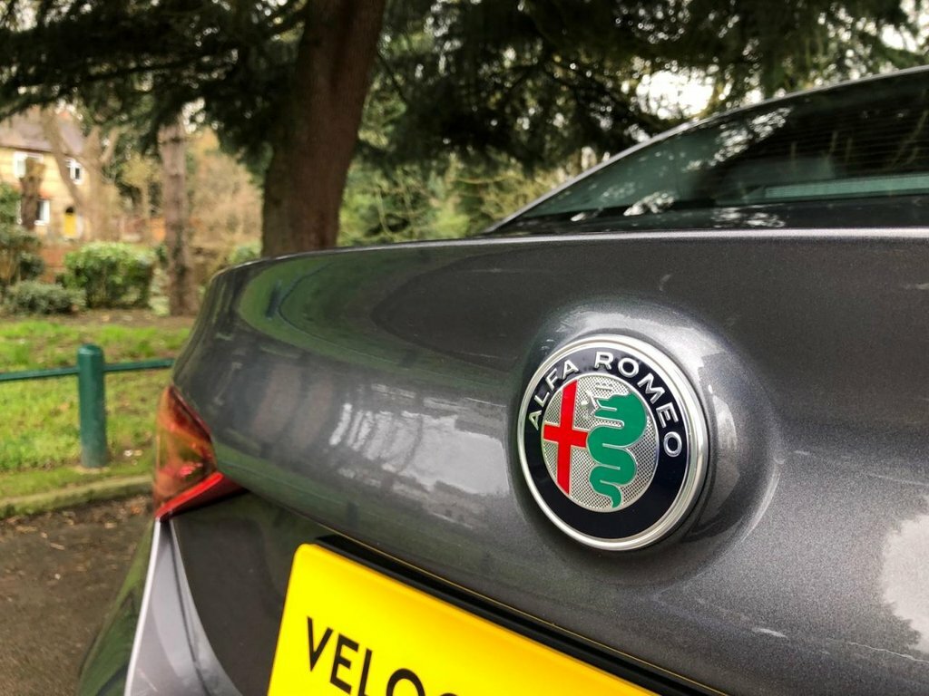 Alfa Romeo Giulia  Black #30