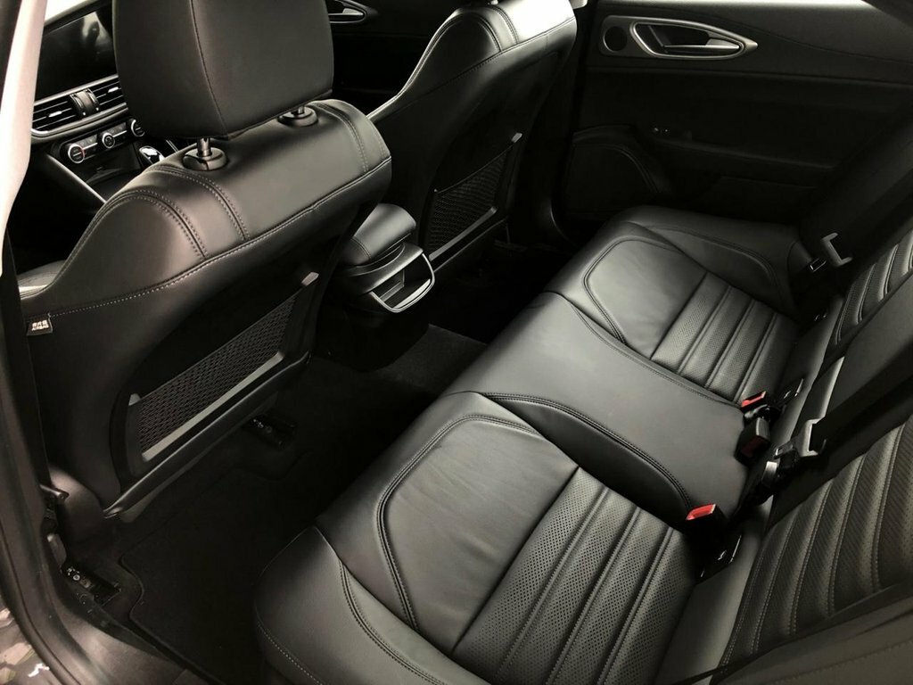 Alfa Romeo Giulia  Black #31