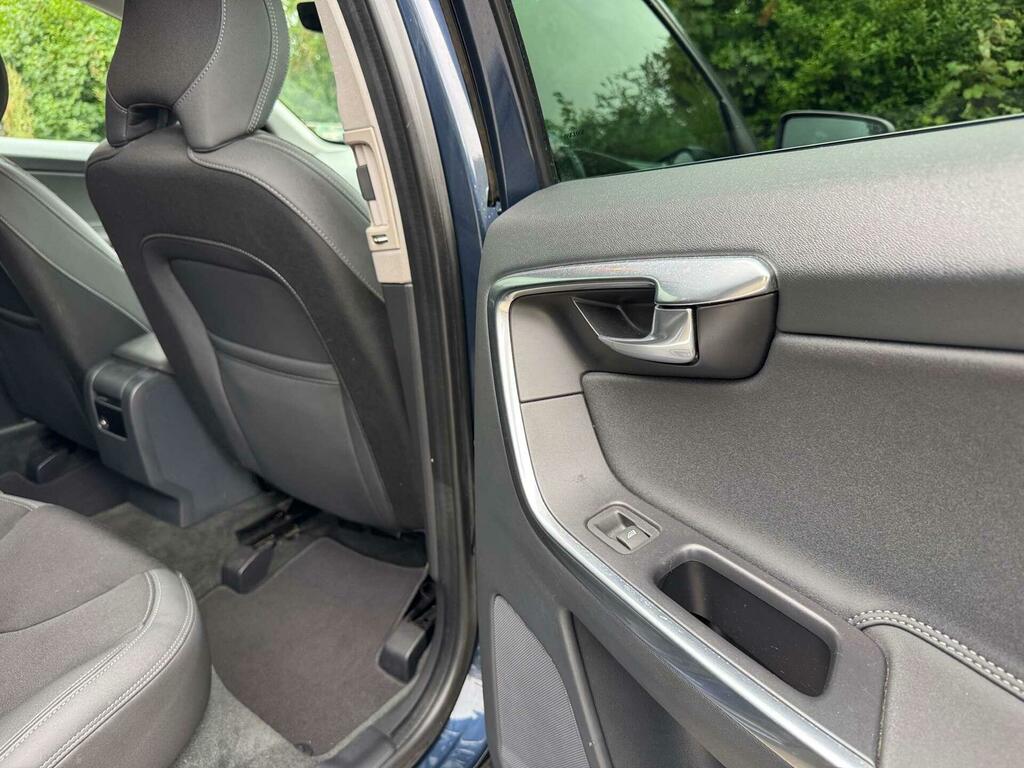 Volvo XC60 Xc60 Se Luxury Nav D5 Awd Silver #21